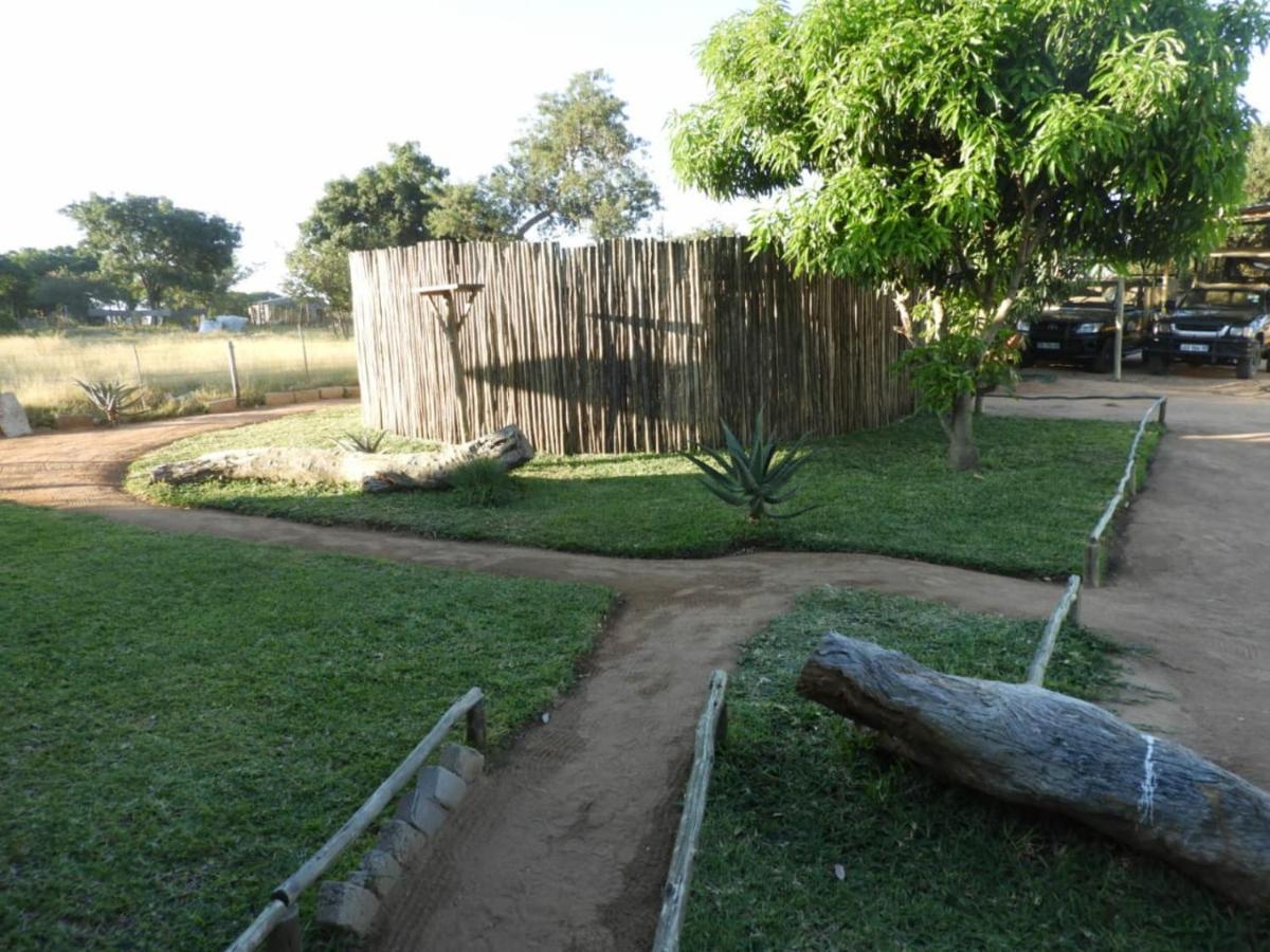 Bongan Safari Lodge Mbabat Exterior foto