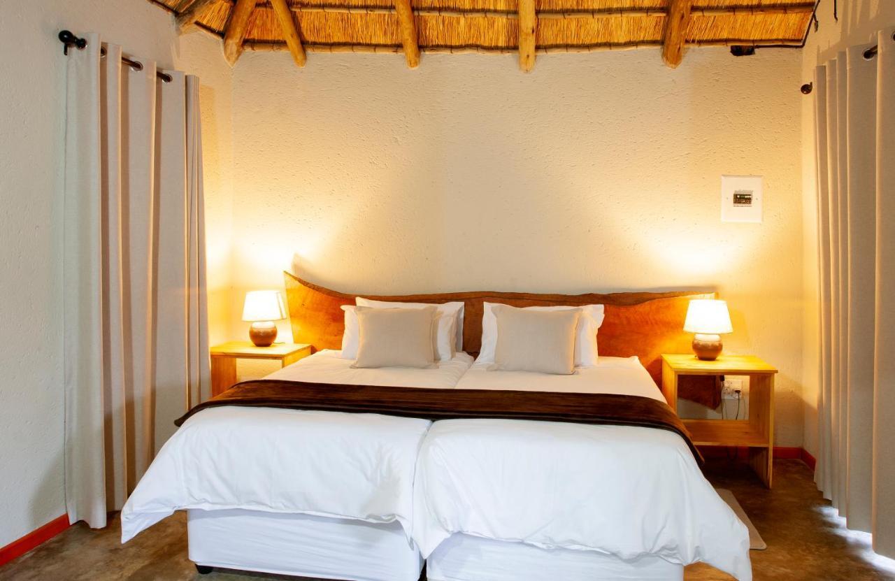 Bongan Safari Lodge Mbabat Exterior foto